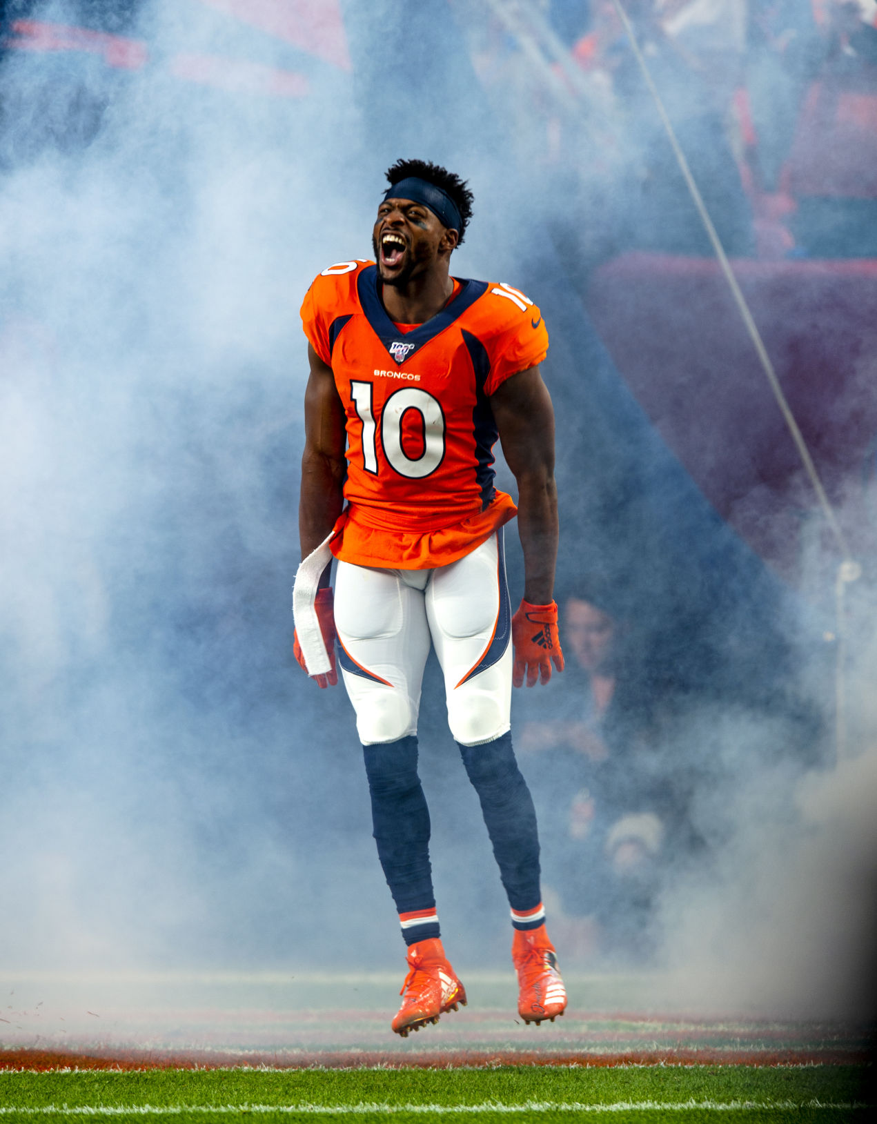 101819-s-broncos 09.JPG